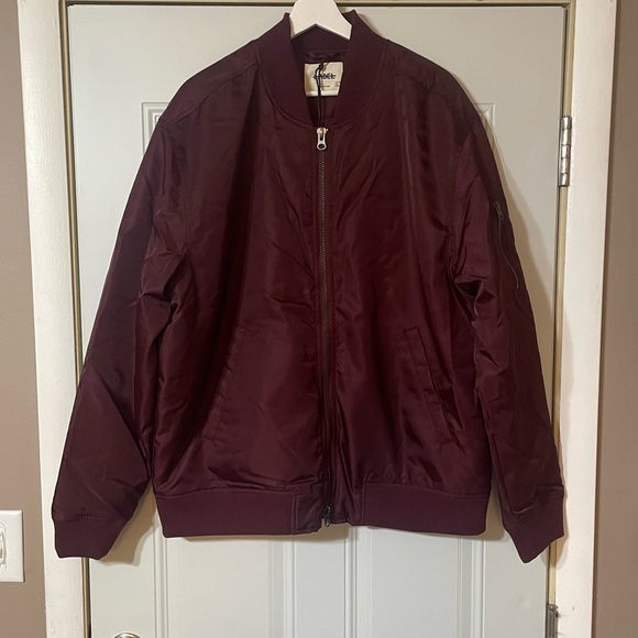 LABEL Unisex Go To Burgundy Bomber Jacket Double Zipper Lots of Pockets - Picture 3 of 13